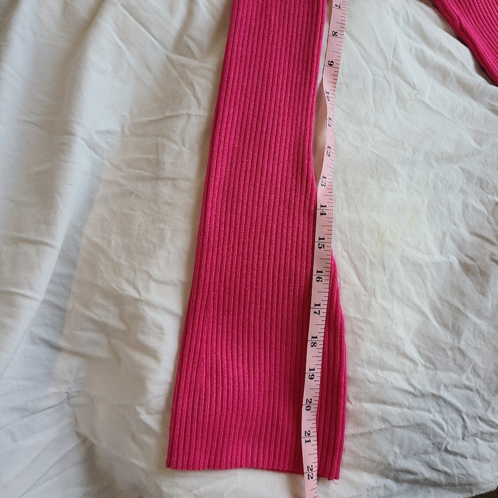 H&M Fushia Cable Knit Sweater Size Small - Picture 10 of 10